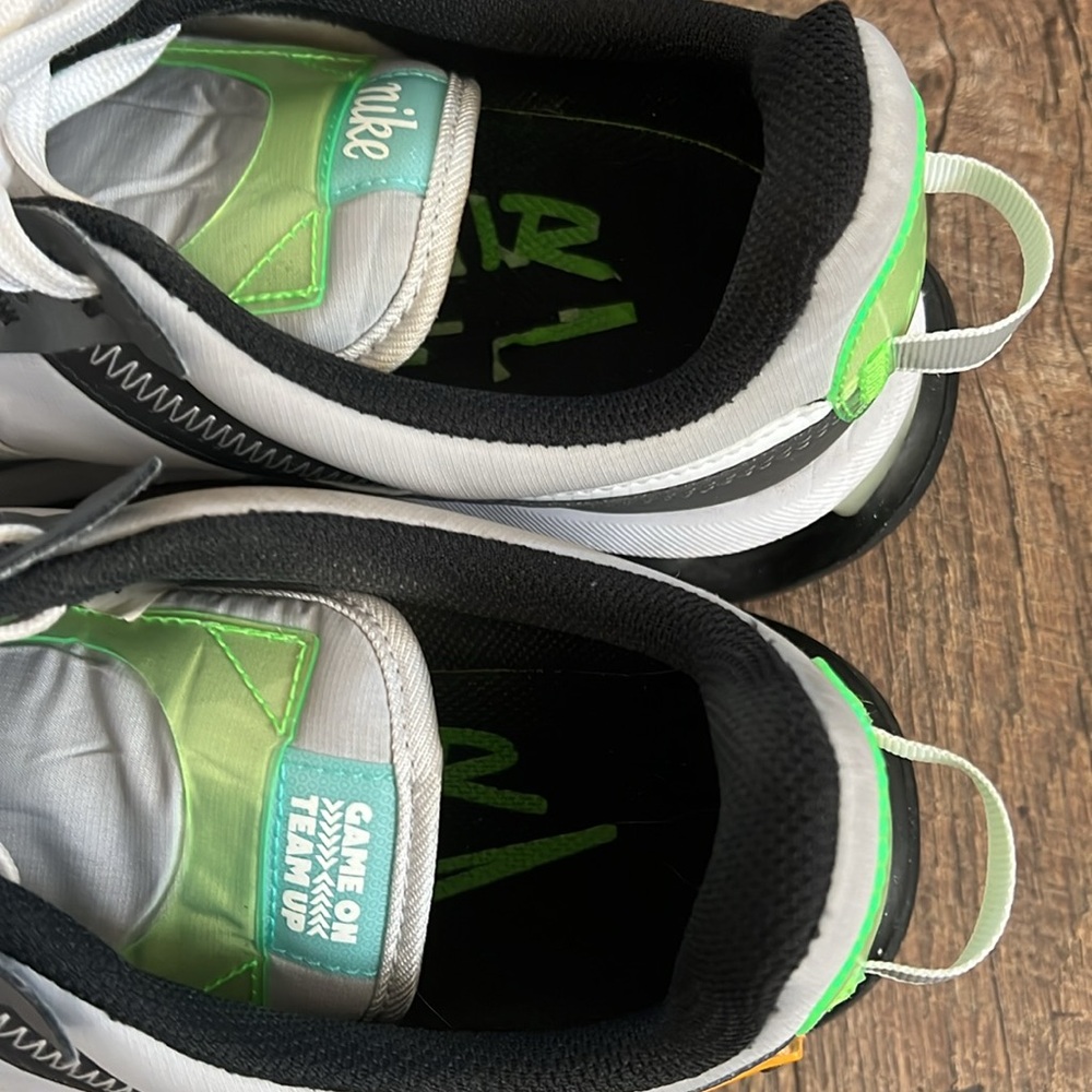 WOMENS NIKE GAME TIME MAX SHOE - Picture 5 of 6
